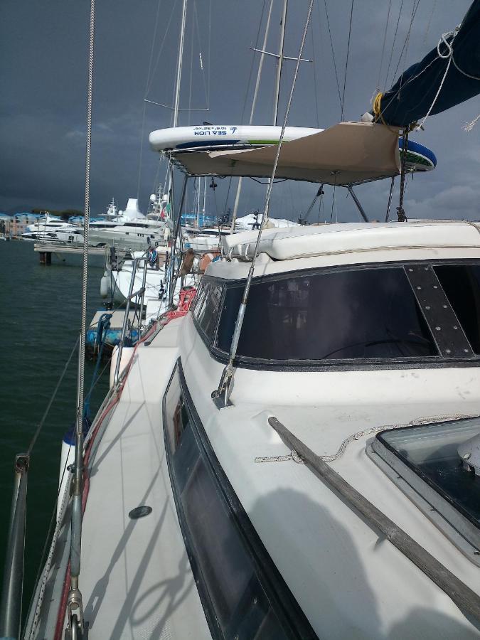 Hotel Bed & Boat Brezza Del Mare Viareggio Esterno foto